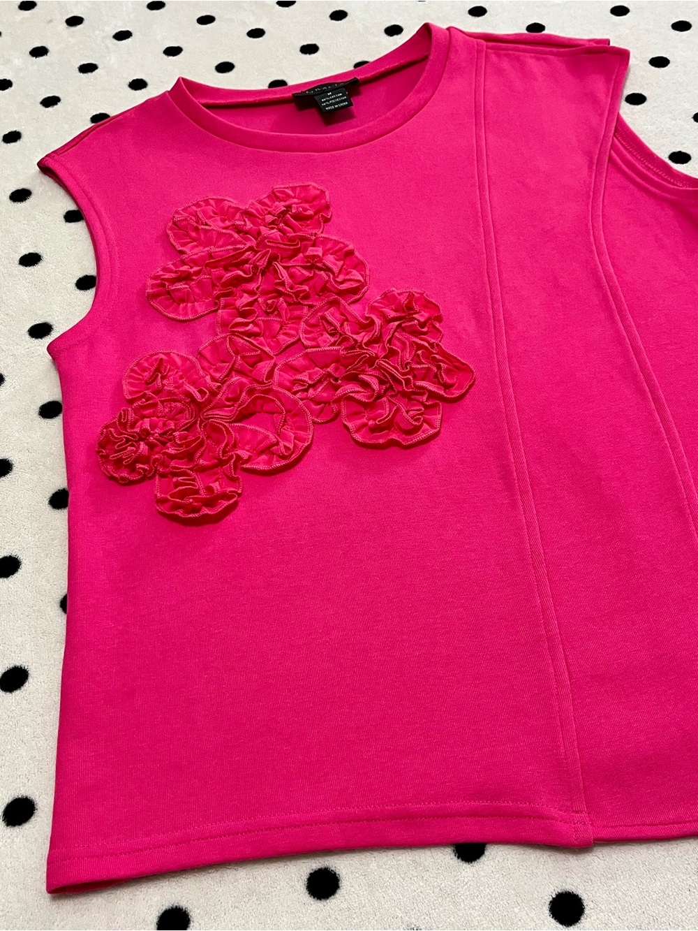 Gracia Hot Pink Rosette Asymmetrical Sleeveless Blouse Size M - Picture 2 of 10